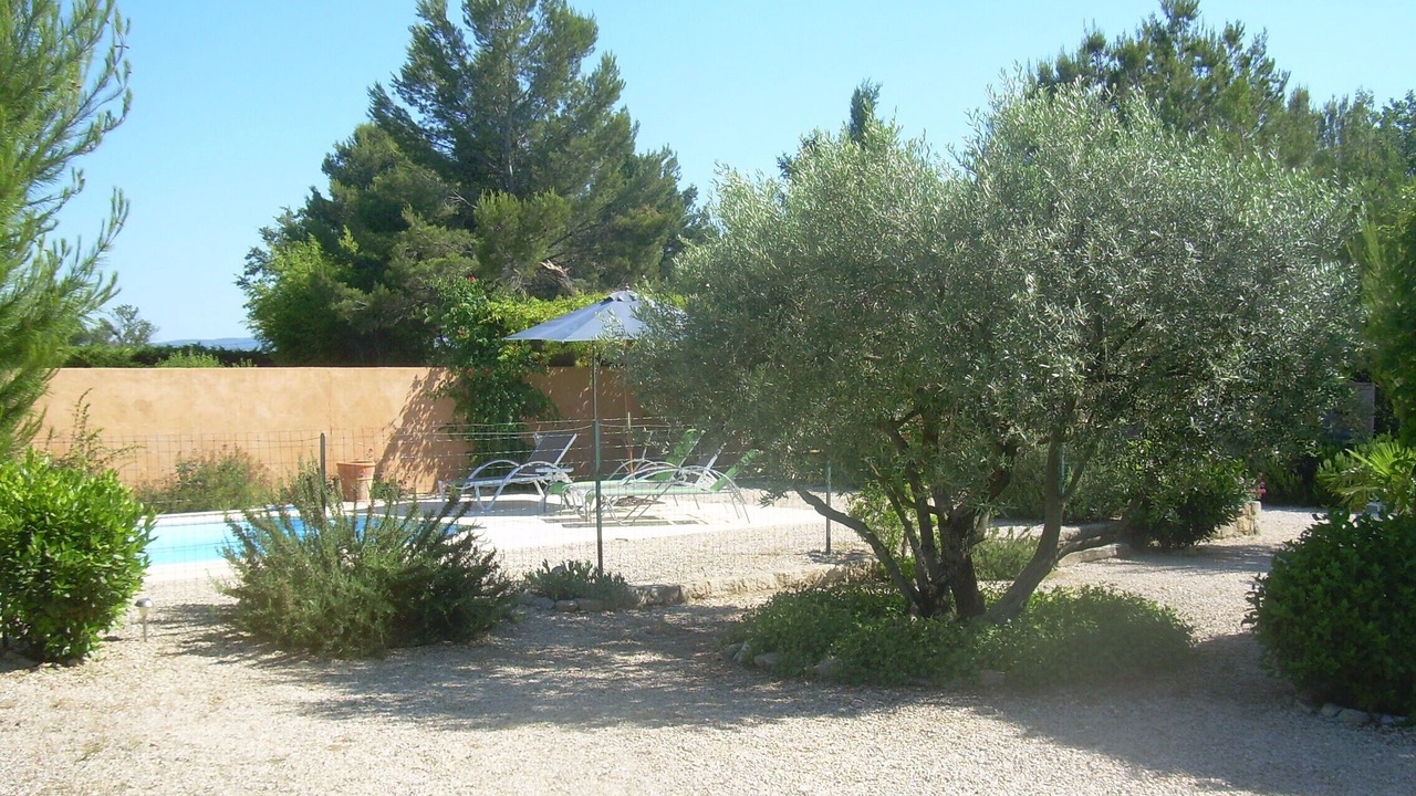 Photo of Outdoor in Caromb