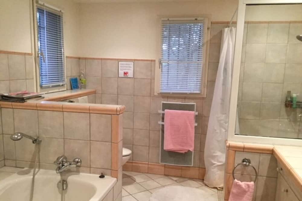 Photo of Bathroom in Puget