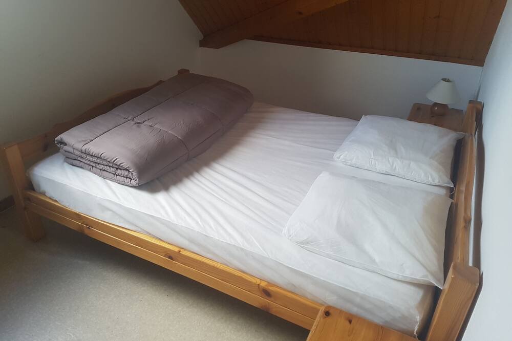 Photo of Bedroom in Dompierre-les-Ormes