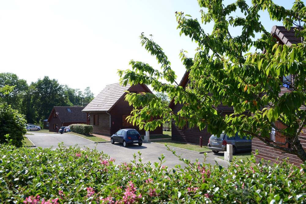 Photo of Outdoor in Dompierre-les-Ormes