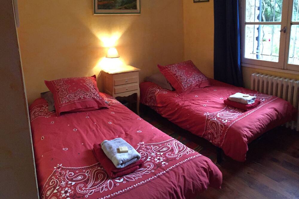 Photo of Bedroom in Mazan