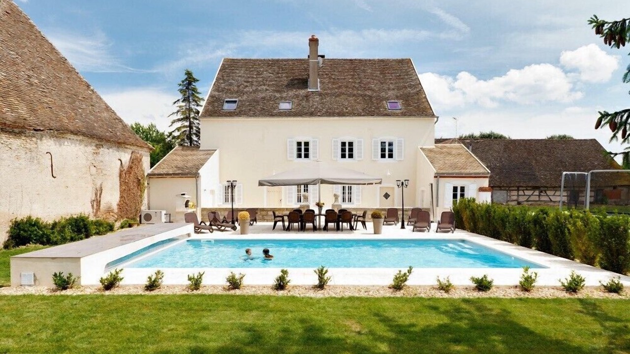 Photo of Outdoor in Saunieres