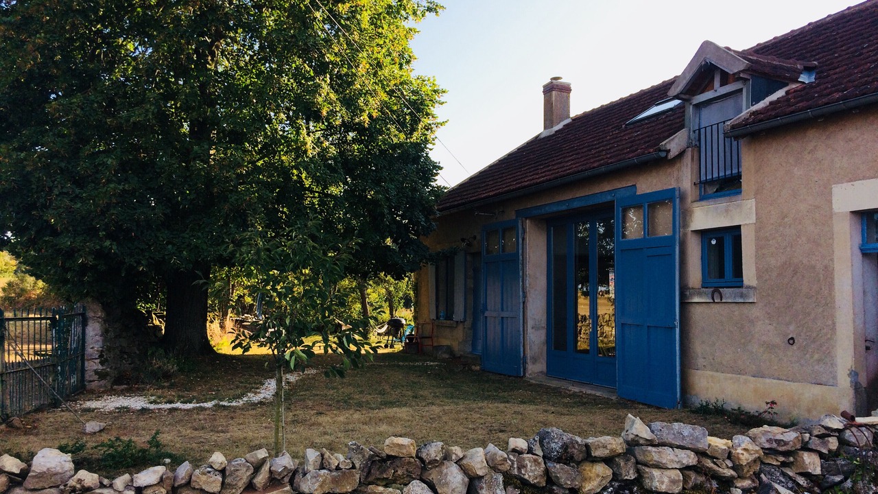 Photo of Outdoor in Pazy