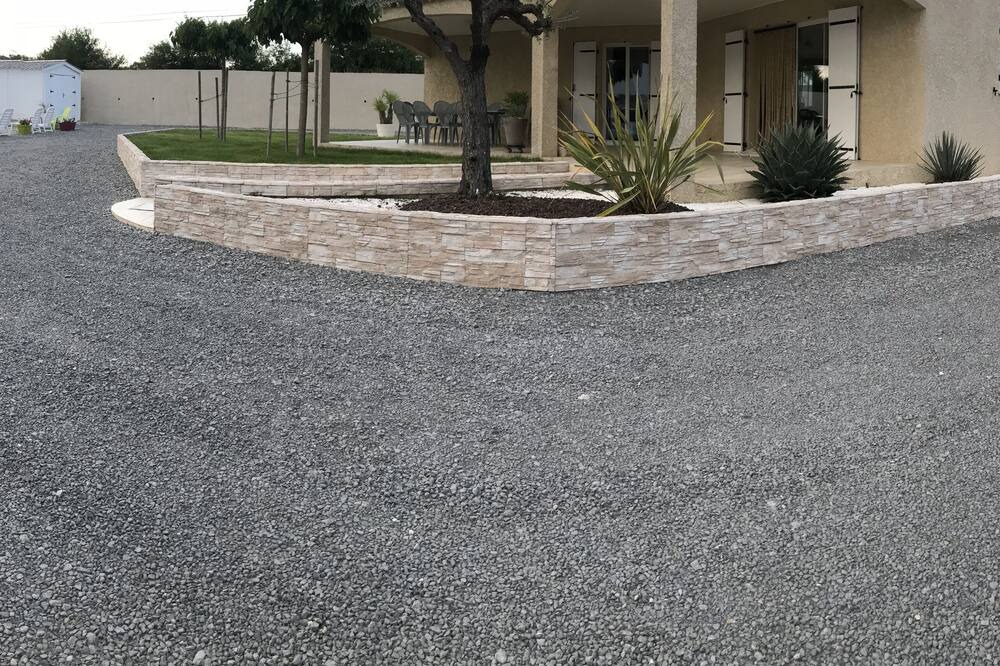 Photo of Outdoor in Villeneuve-de-Berg