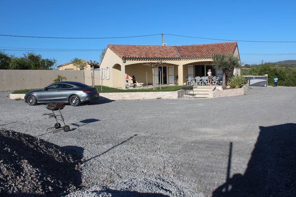 Photo of Outdoor in Villeneuve-de-Berg