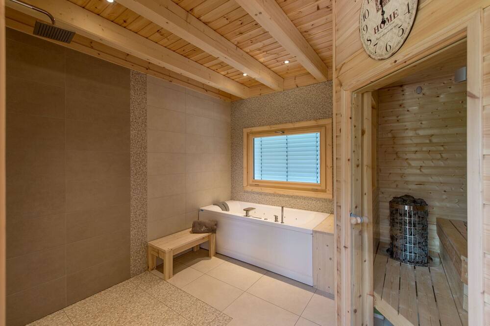 Photo of Bathroom in Marigny