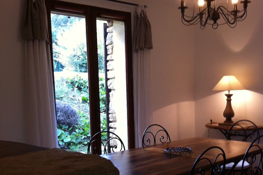 Photo of Others in La Roque-sur-Pernes