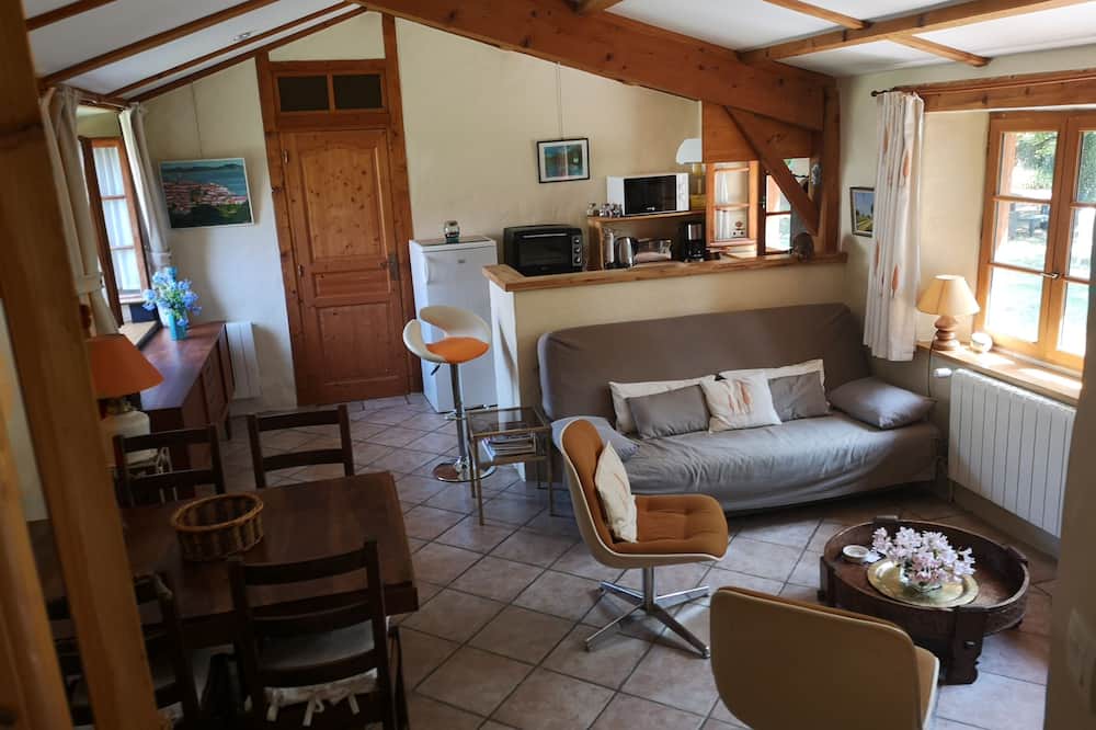 Photo of Livingroom in Peyrins