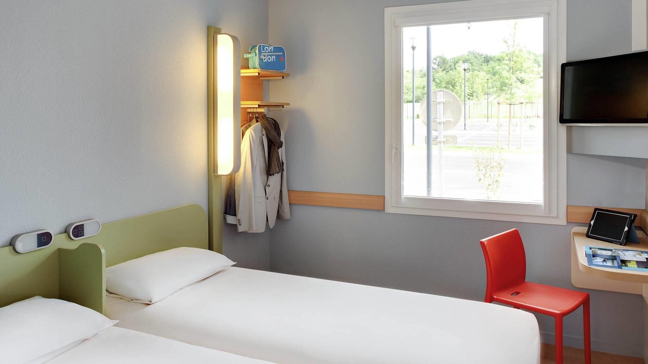 Photo of Bedroom in Saint-Pourcain-sur-Sioule