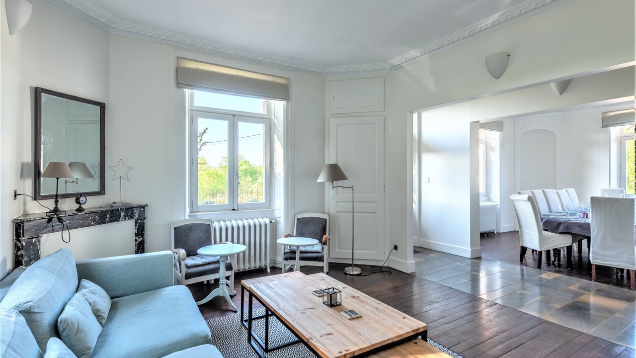 Photo of Livingroom in Beaumotte-les-Pin