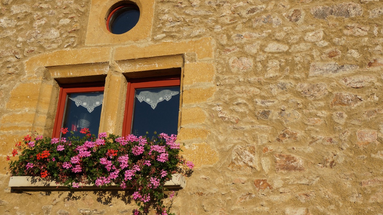 Photo of Outdoor in Montromant