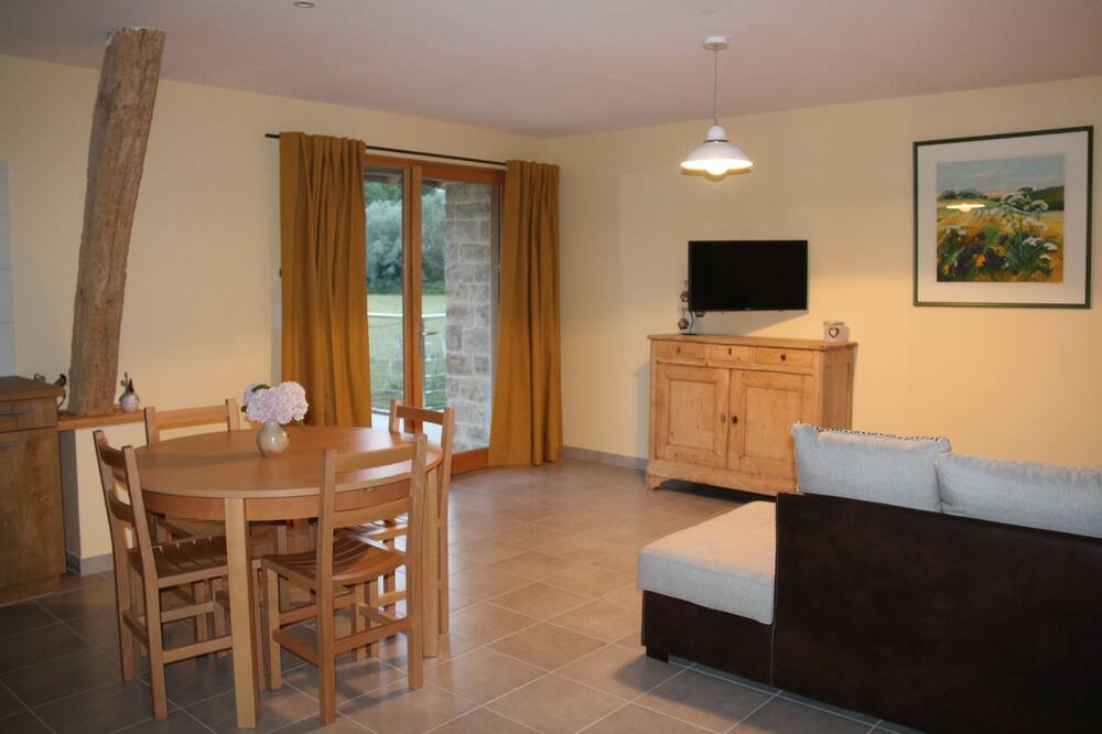 Photo of Livingroom in Courlaoux
