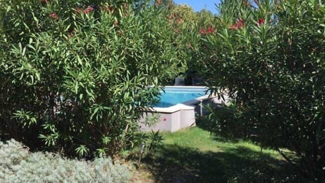 Photo of Outdoor in Suze-la-Rousse