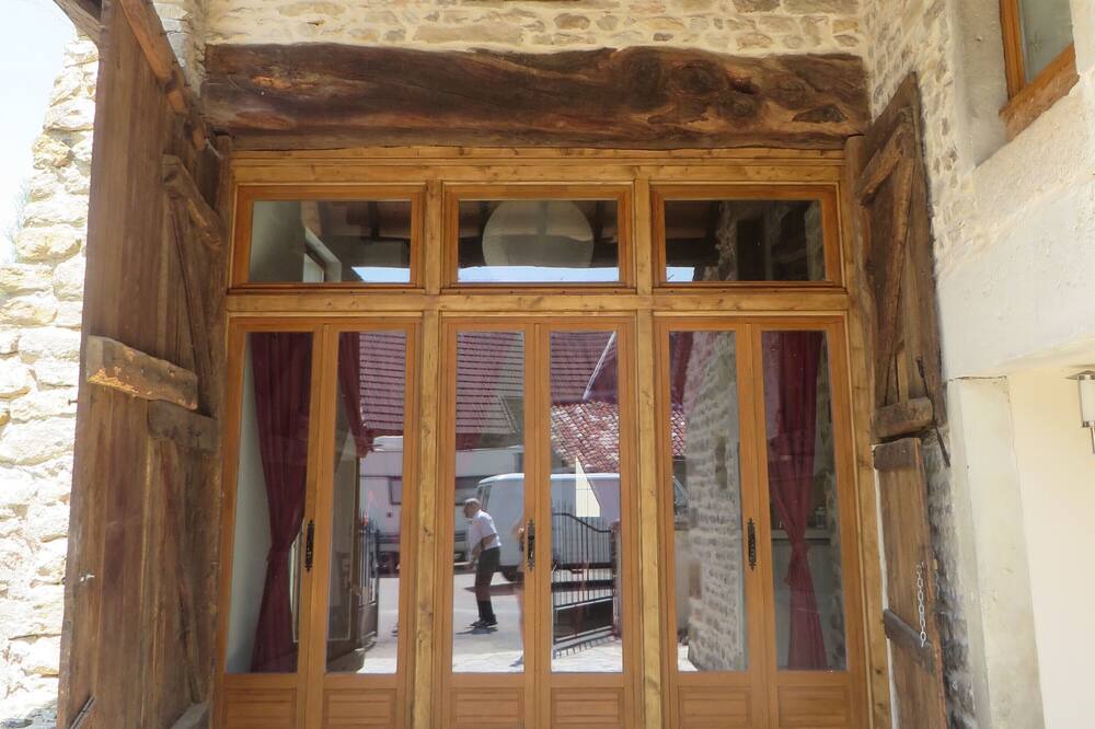 Photo of Outdoor in Sailly