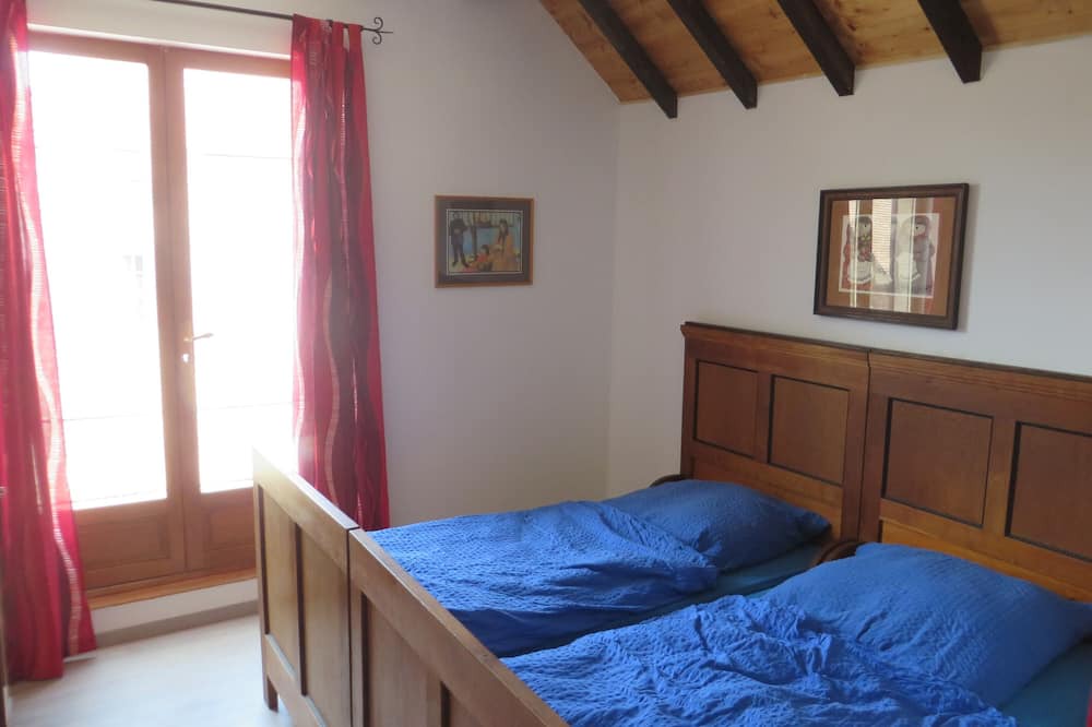 Photo of Bedroom in Sailly