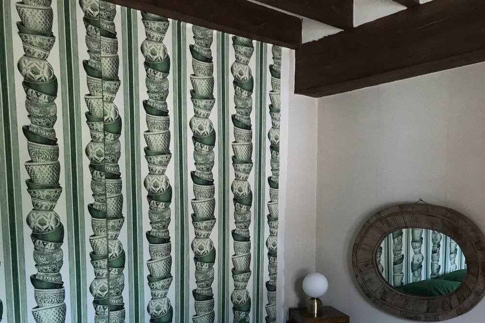Photo of Bedroom in Crain