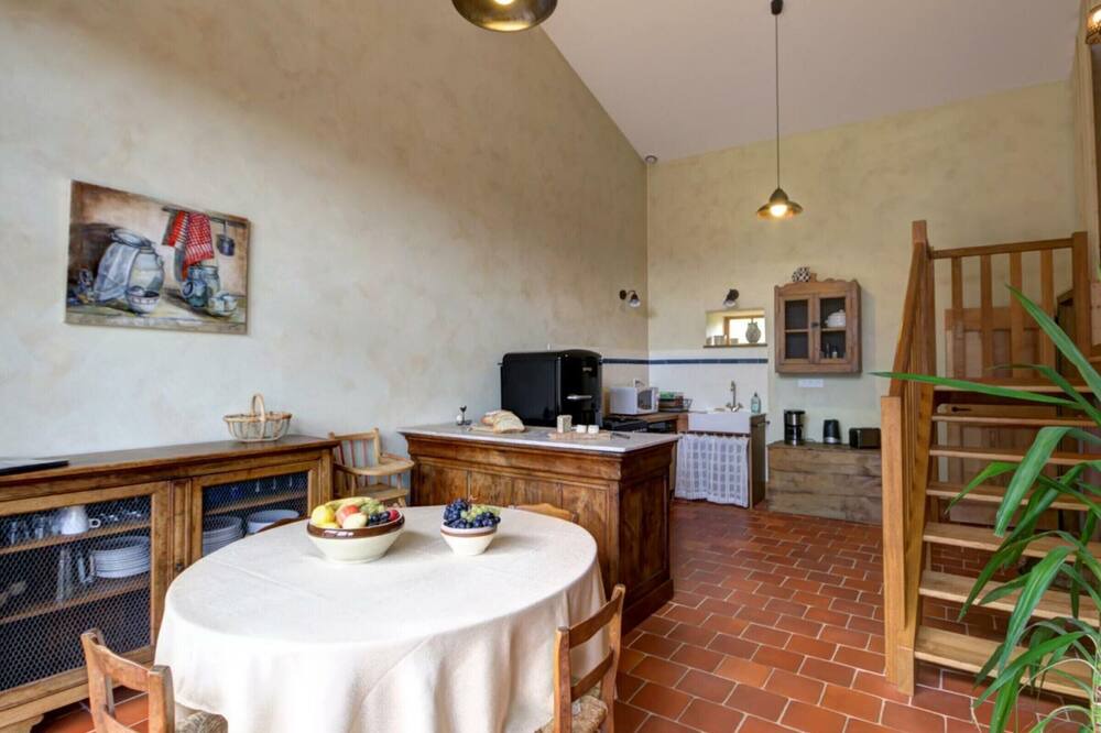 Photo of Kitchen in Saint-Just-la-Pendue