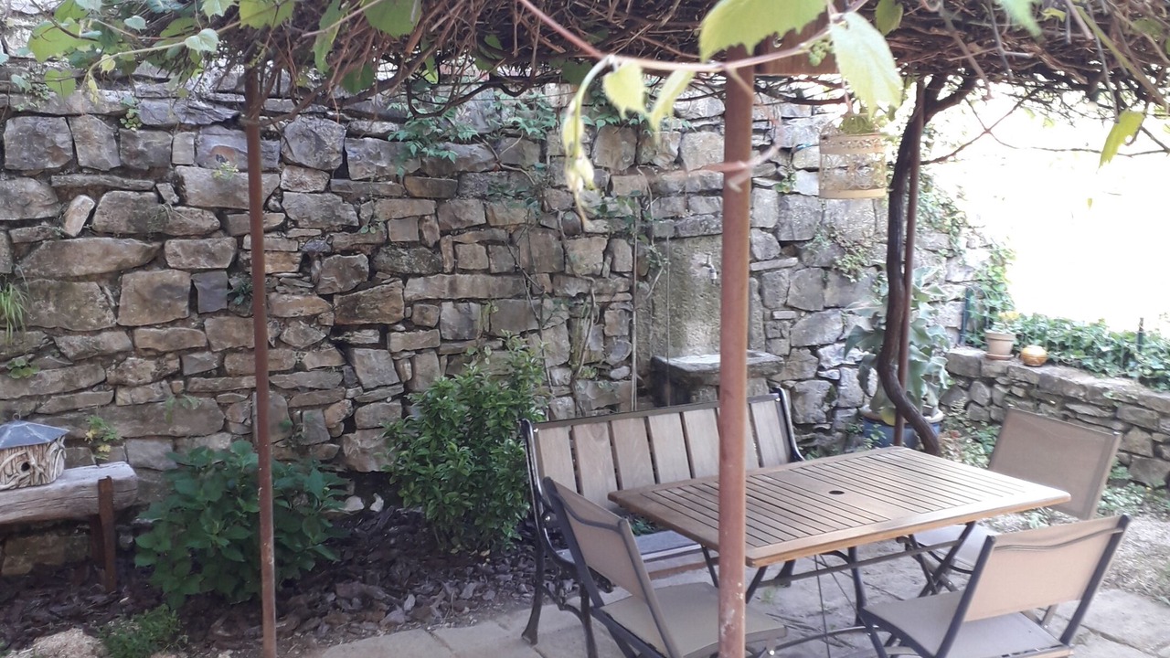 Photo of Outdoor in Vesseaux
