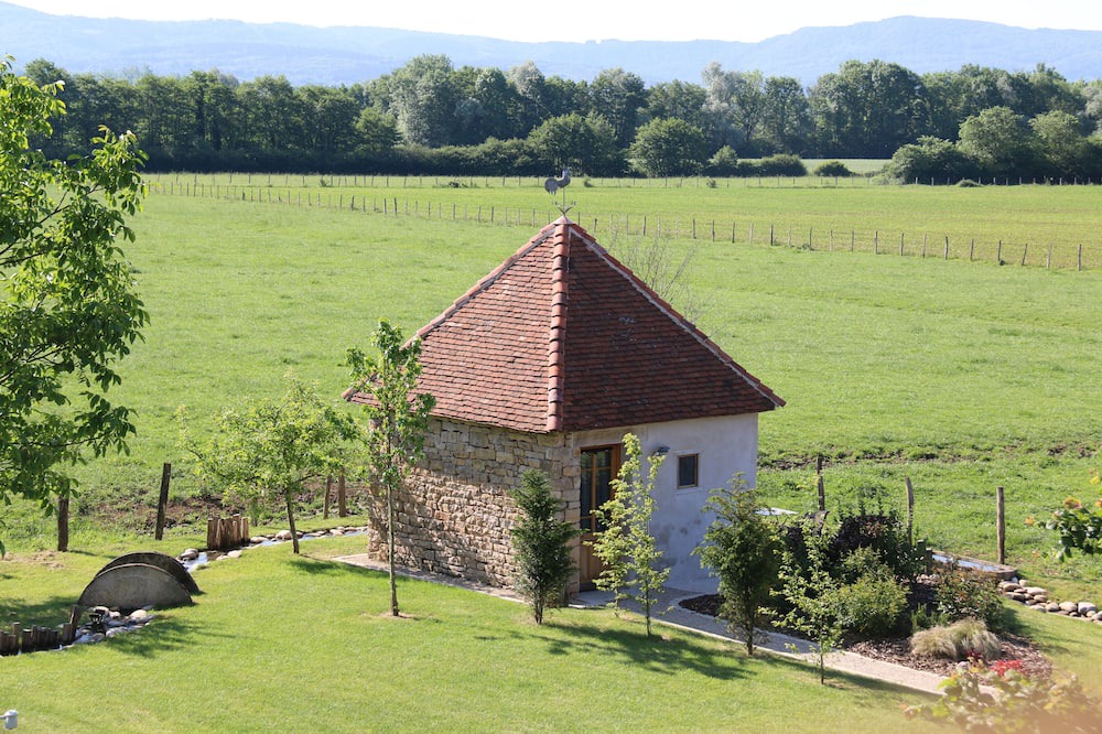 Photo of Outdoor in Courlaoux