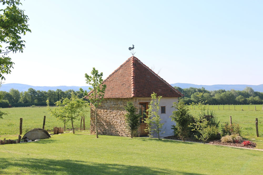 Photo of Outdoor in Courlaoux