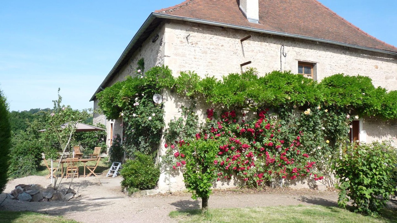 Photo of Outdoor in Saint-Etienne-de-Vicq