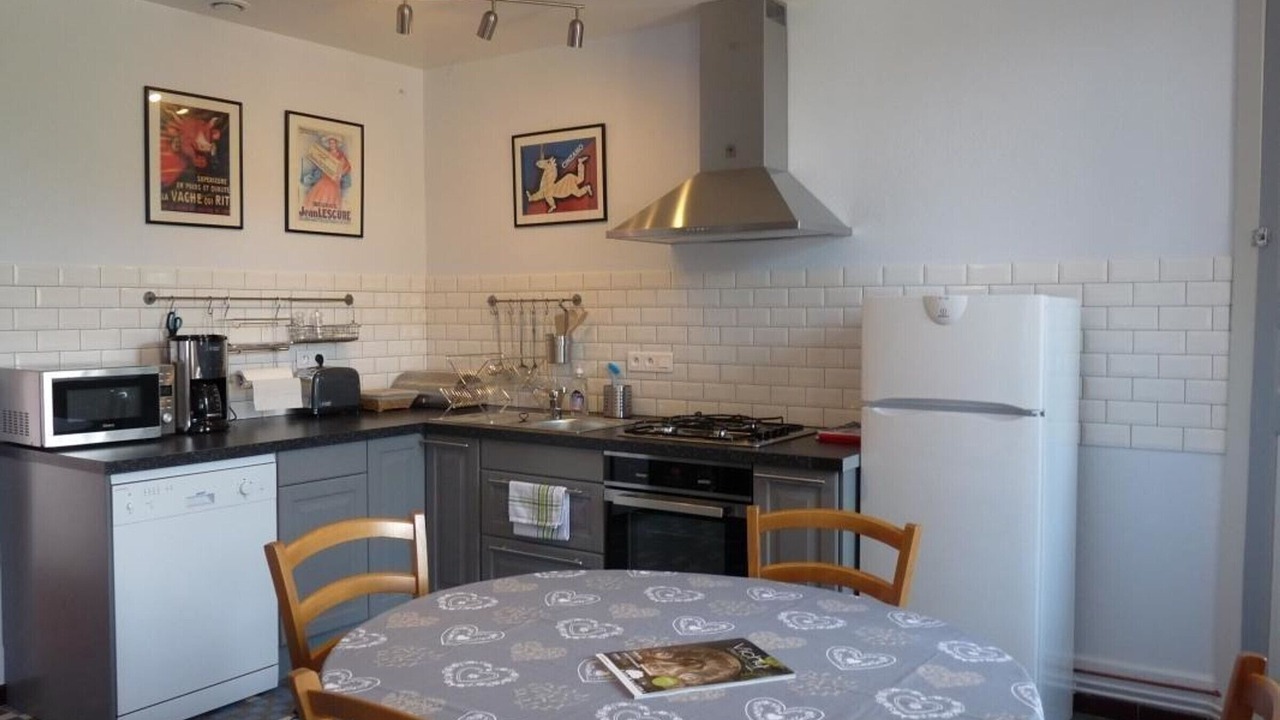 Photo of Kitchen in Saint-Etienne-de-Vicq