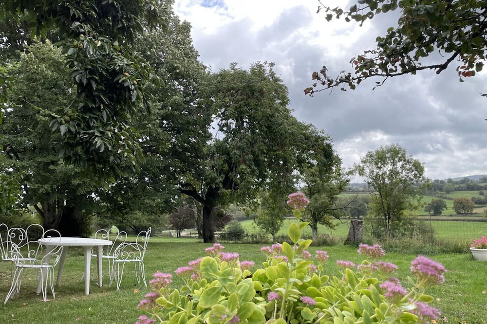 Photo of Outdoor in Gipcy