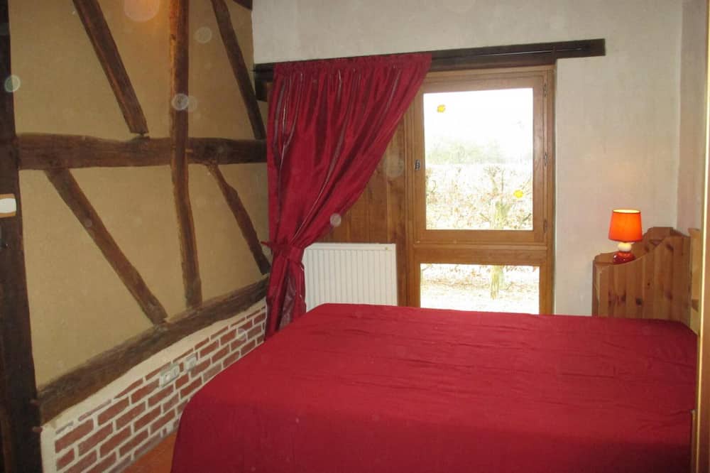 Photo of Bedroom in Thionne