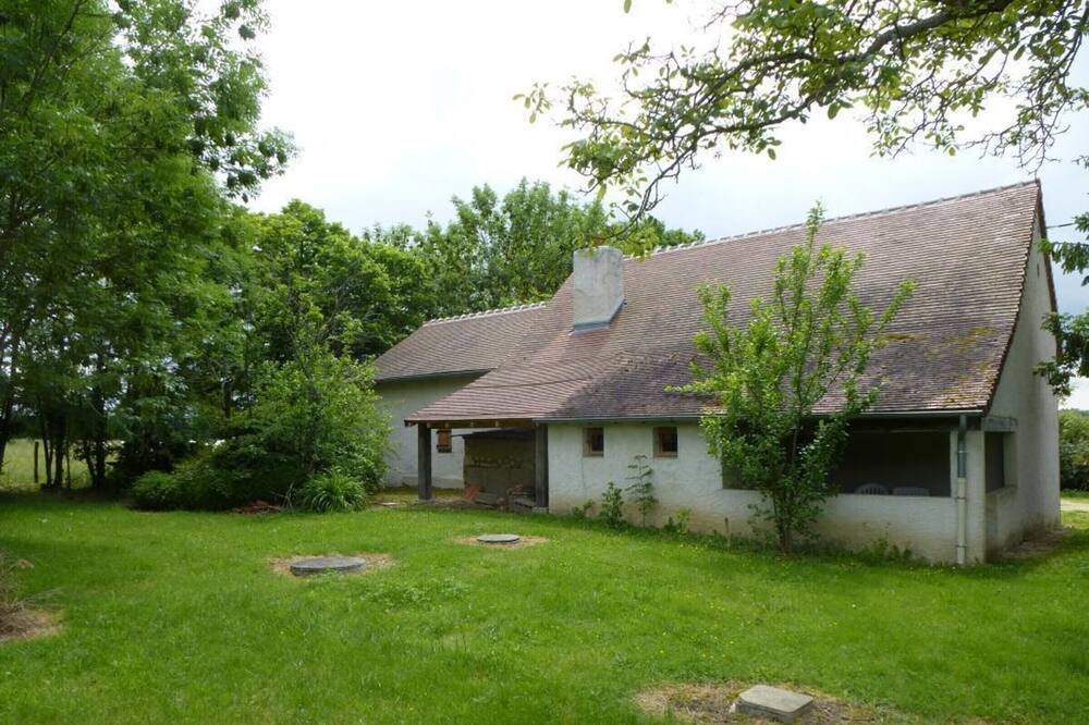 Photo of Outdoor in Saint-Loup