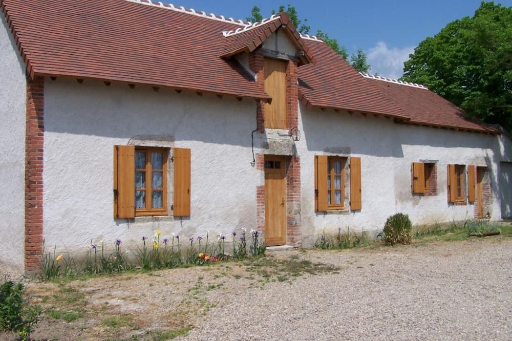Photo of Outdoor in Saint-Loup