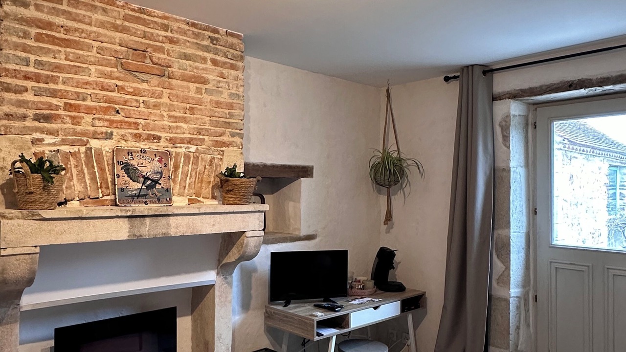 Photo of Bedroom in Bellenaves