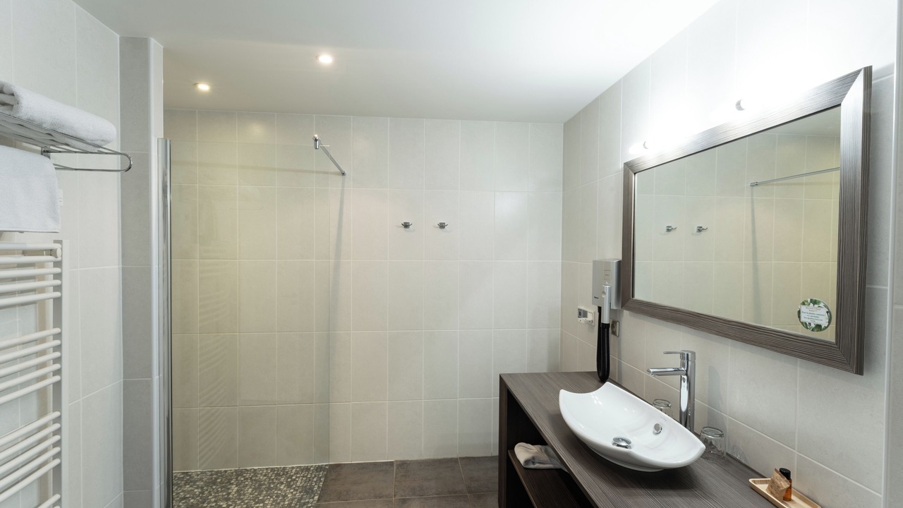 Photo of Bathroom in Montceau-les-Mines
