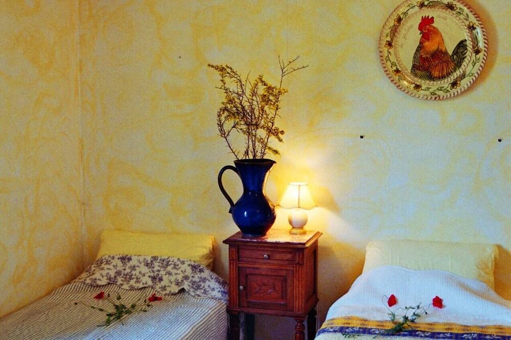 Photo of Bedroom in Entrechaux