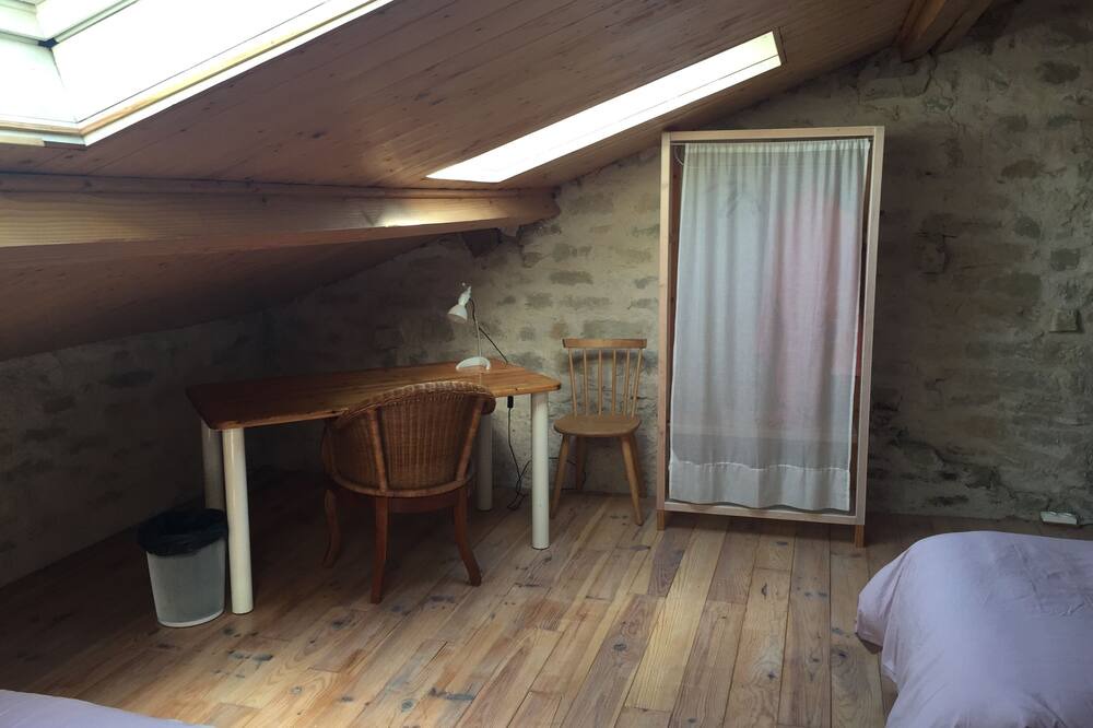 Photo of Bedroom in Serqueux