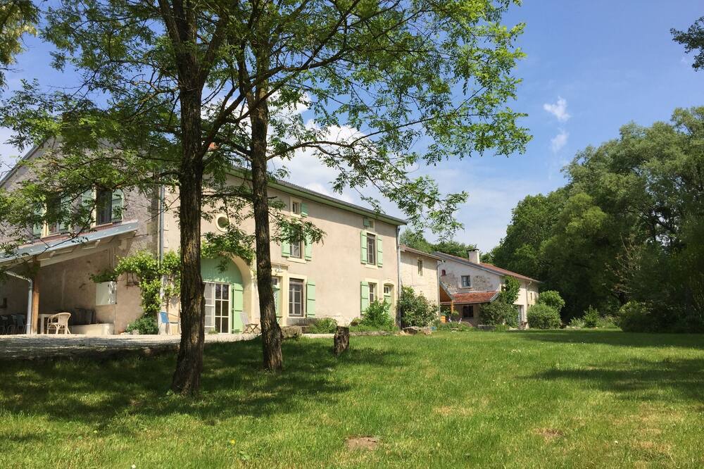 Photo of Outdoor in Serqueux