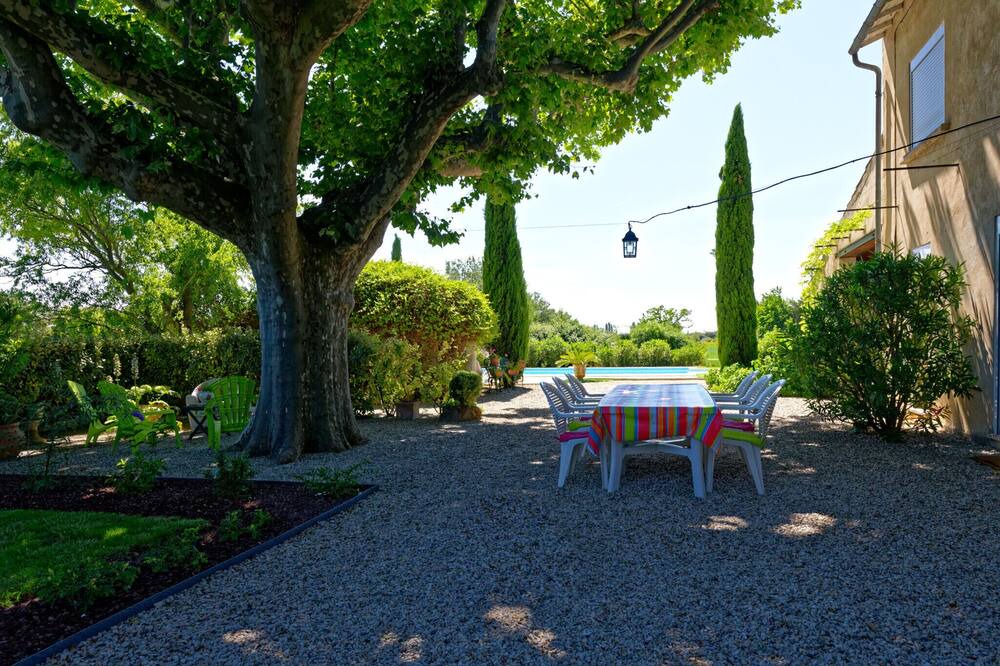 Photo of Outdoor in Visan