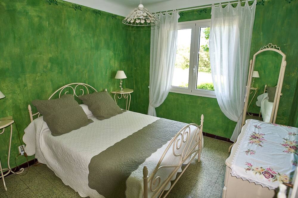 Photo of Bedroom in Visan