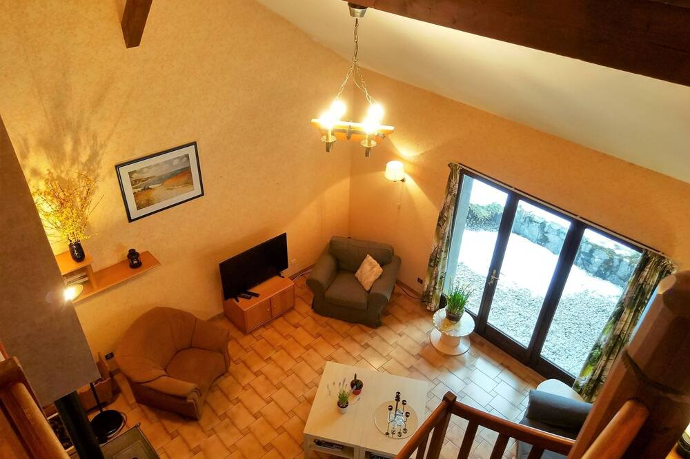 Photo of Livingroom in Saint-Jean-de-Vaulx
