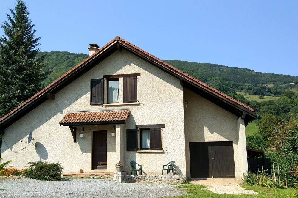 Photo of Outdoor in Saint-Jean-de-Vaulx