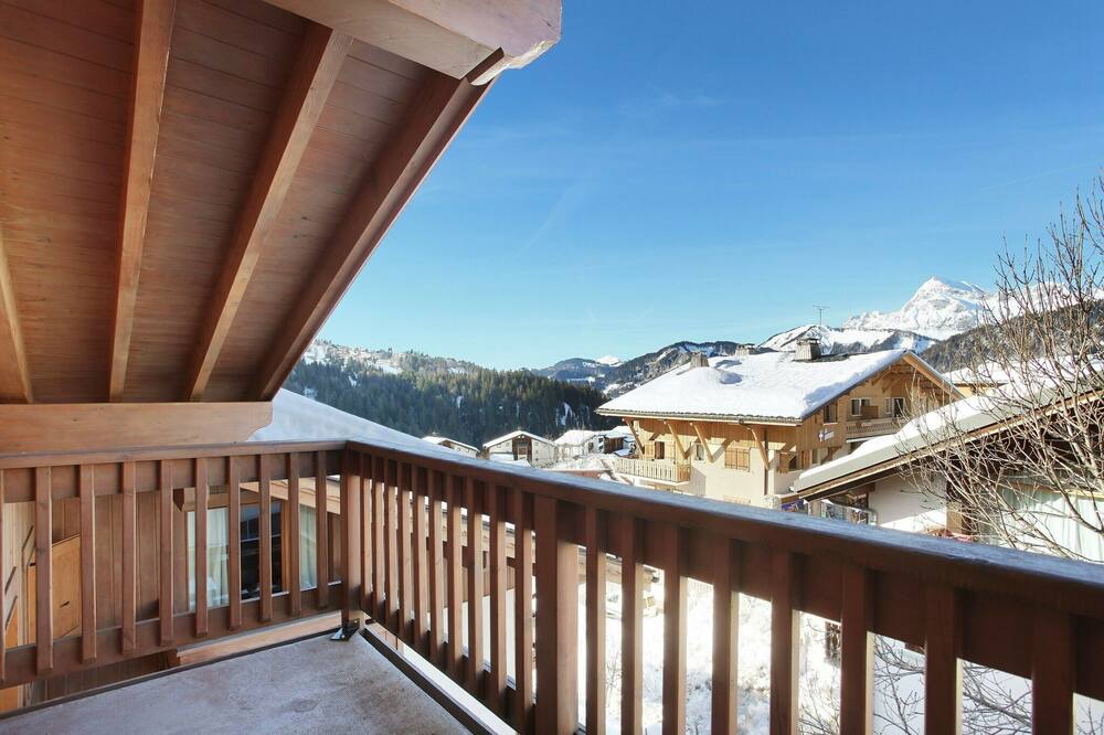 Photo of Patio Balcony in Notre-Dame-de-Bellecombe