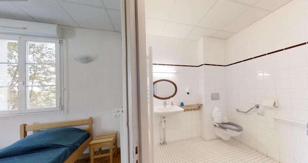 Photo of Bathroom in Saint-Laurent-en-Grandvaux