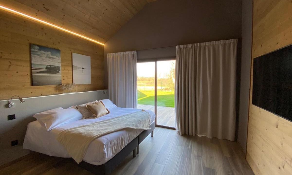 Photo of Bedroom in Saint-Vulbas