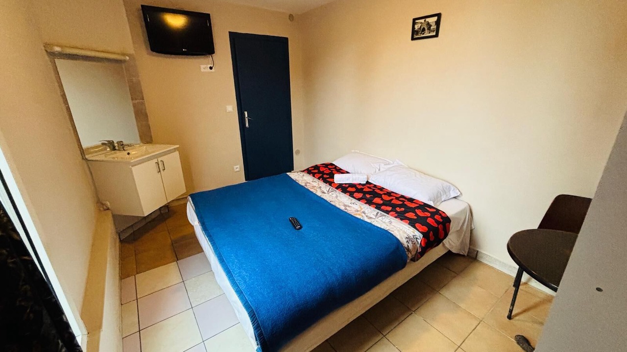 Photo of Bedroom in Chatillon