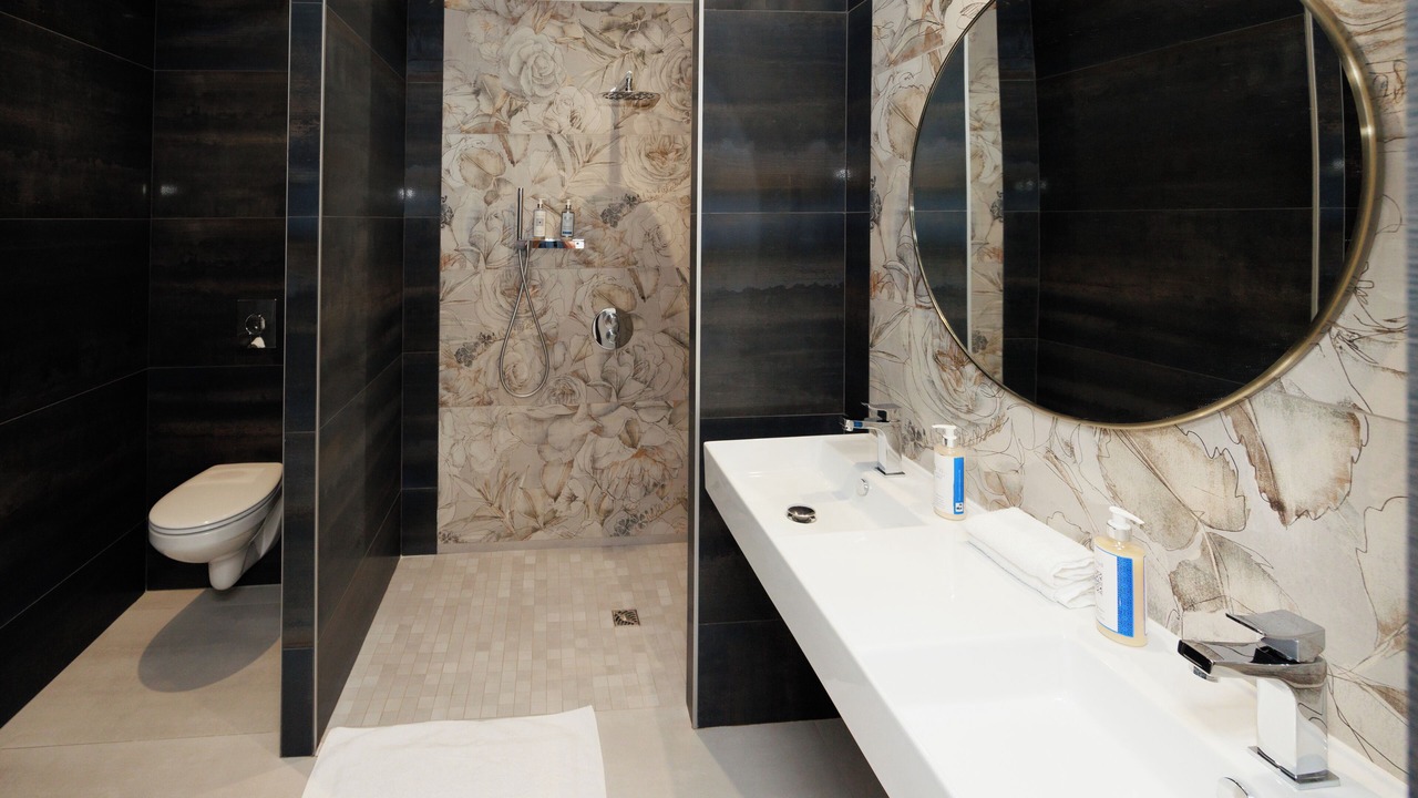 Photo of Bathroom in Roye