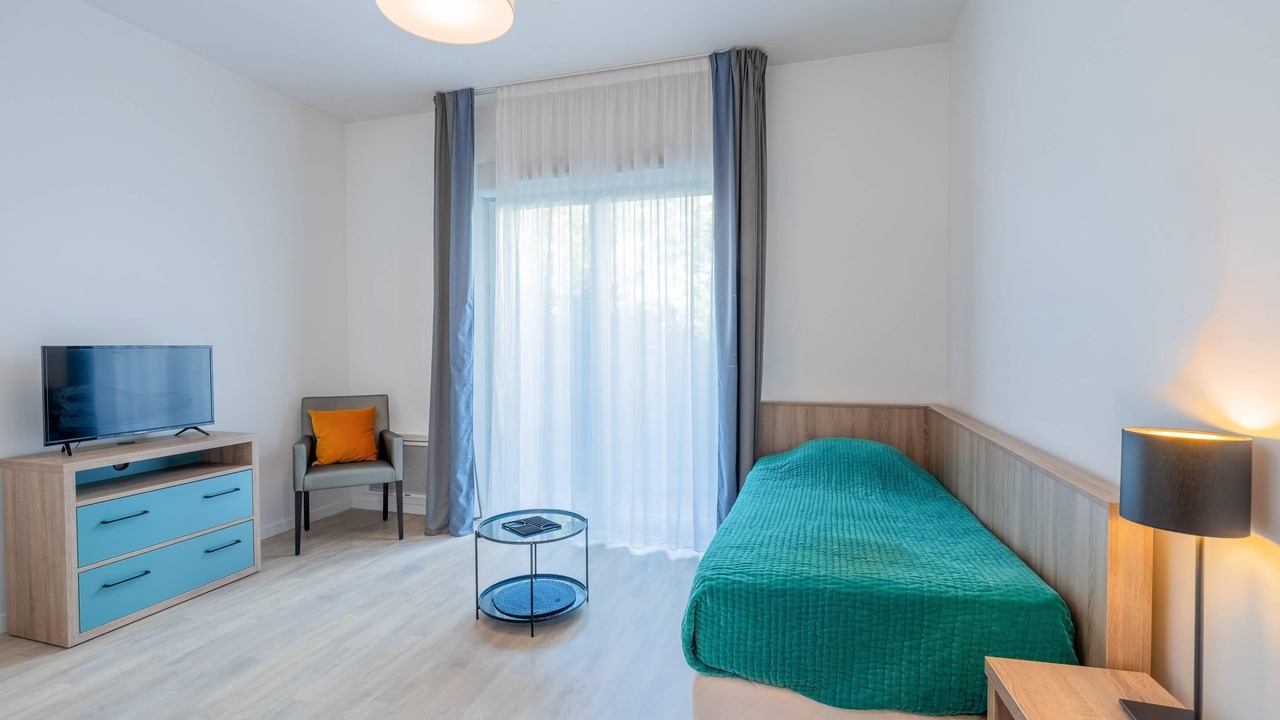 Photo of Bedroom in Choisy-le-Roi