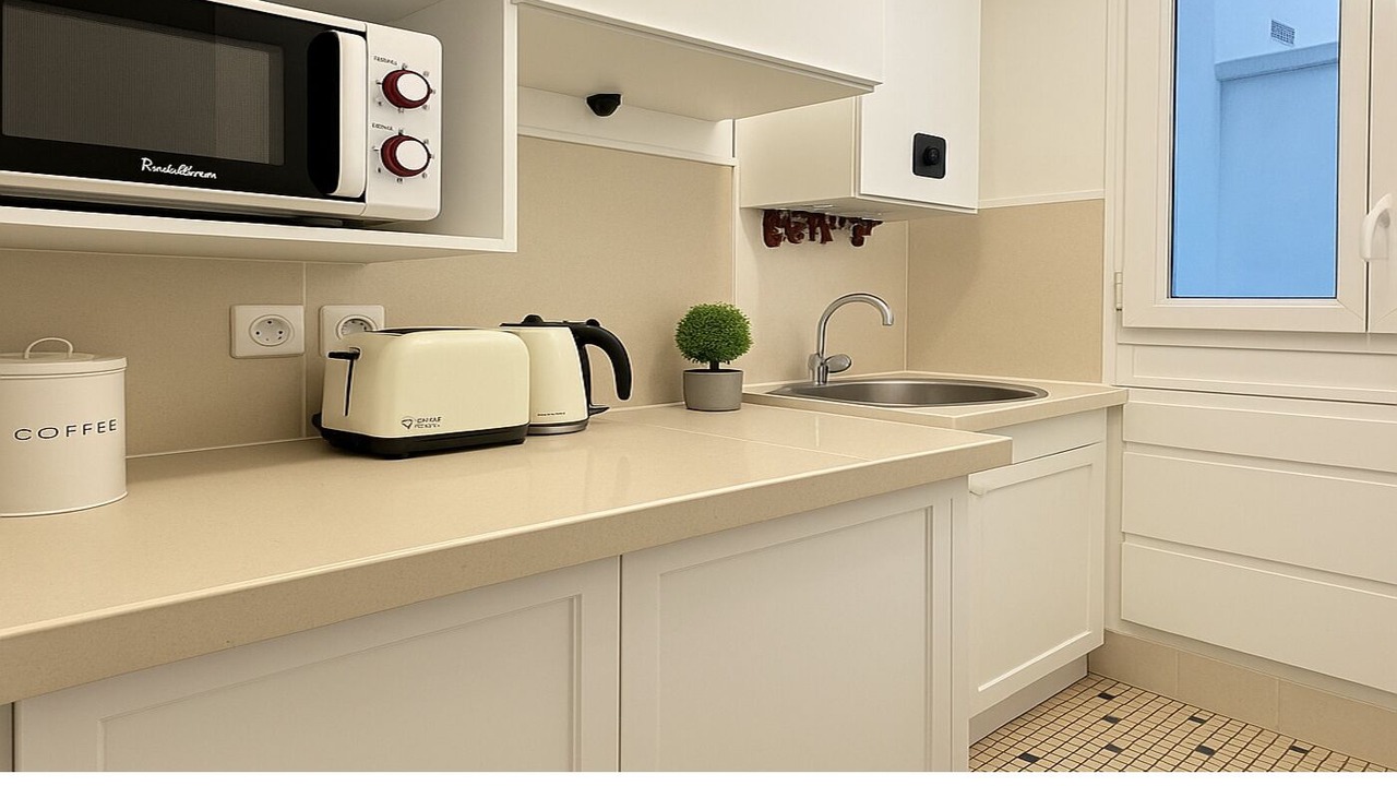 Photo of Kitchen in Quartier de la Salpetriere