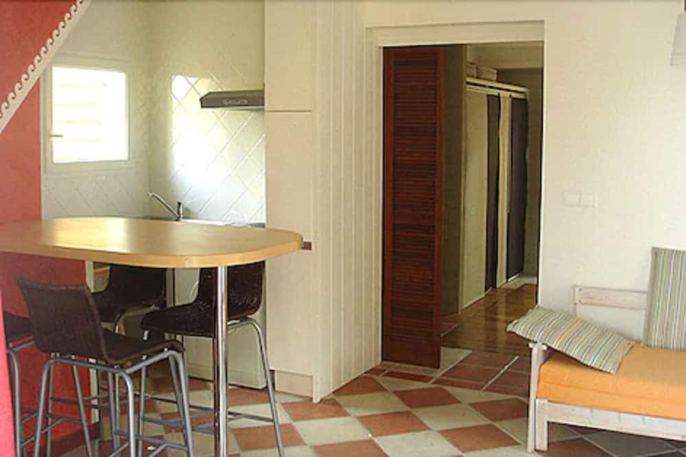 Photo of Livingroom in Chatenay-Malabry