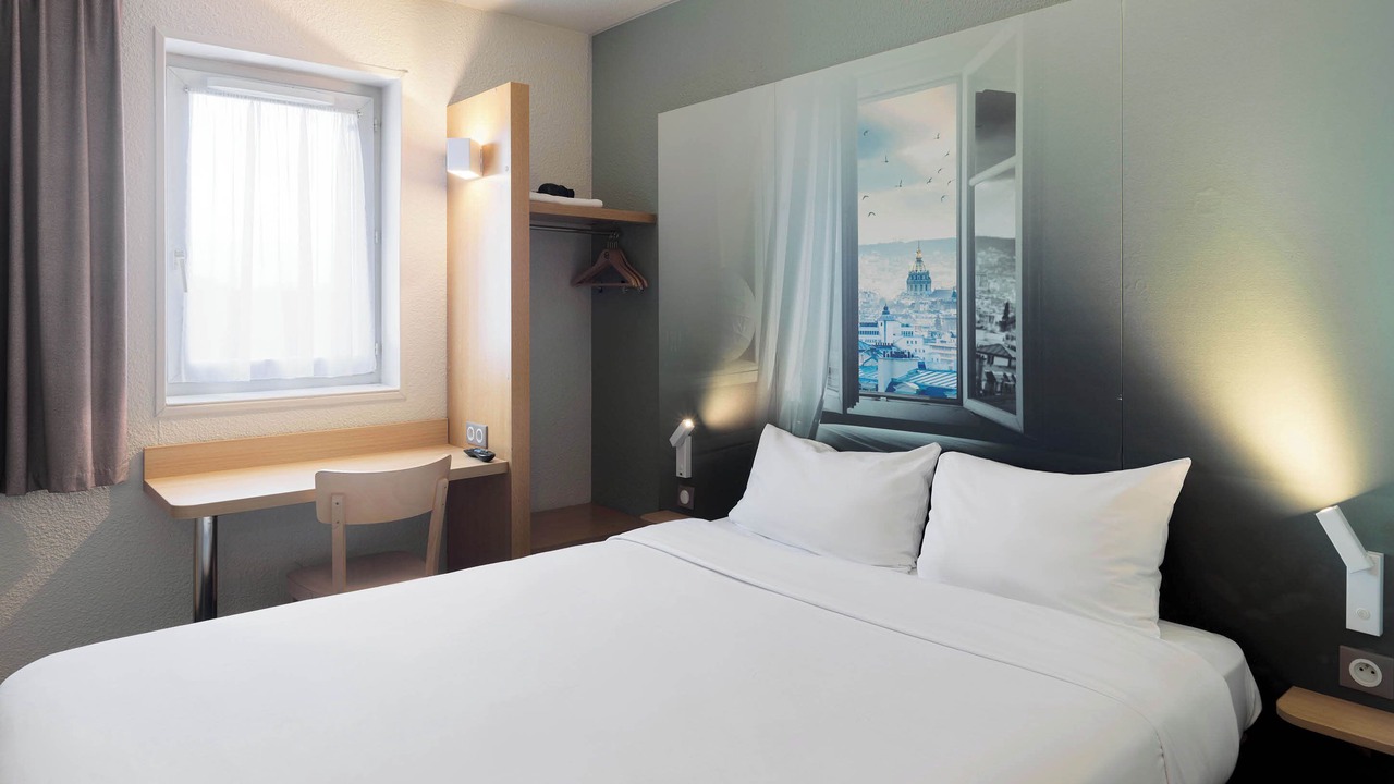Photo of Bedroom in Saint-Michel-sur-Orge