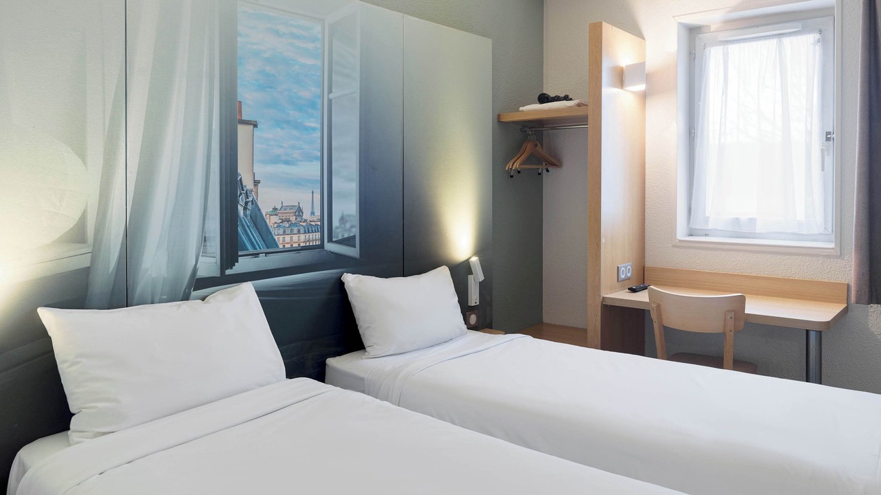 Photo of Bedroom in Saint-Michel-sur-Orge