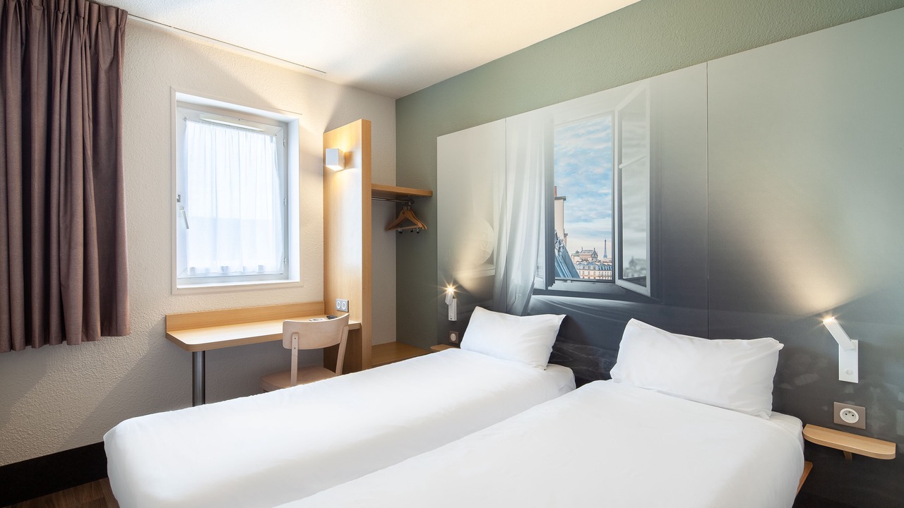 Photo of Bedroom in Saint-Michel-sur-Orge